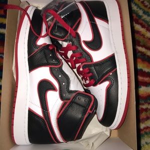 Air Jordan 1 retro high OG ‘bloodline’